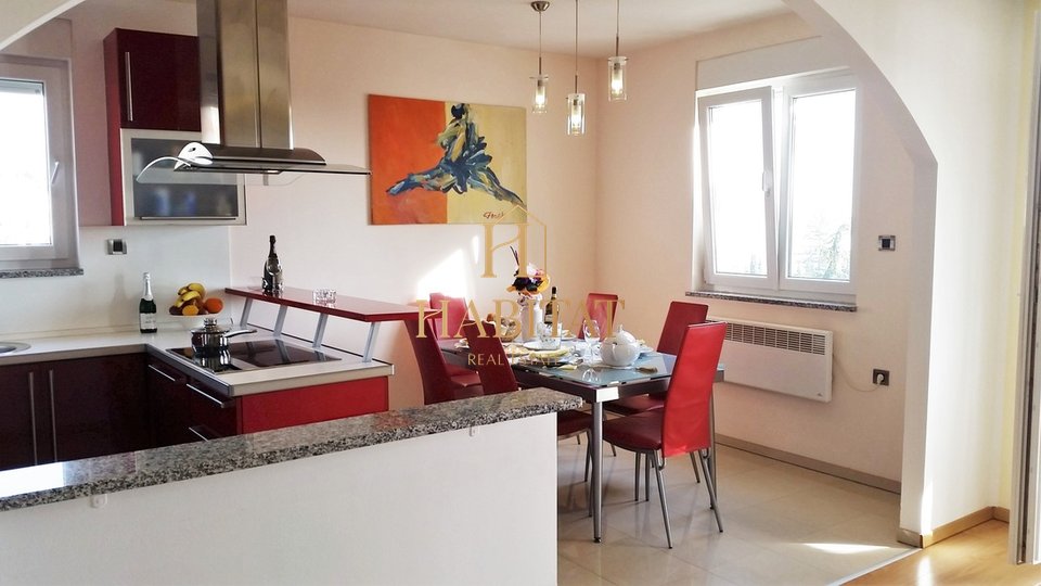 Apartment, 135 m2, For Sale, Opatija - Ičići