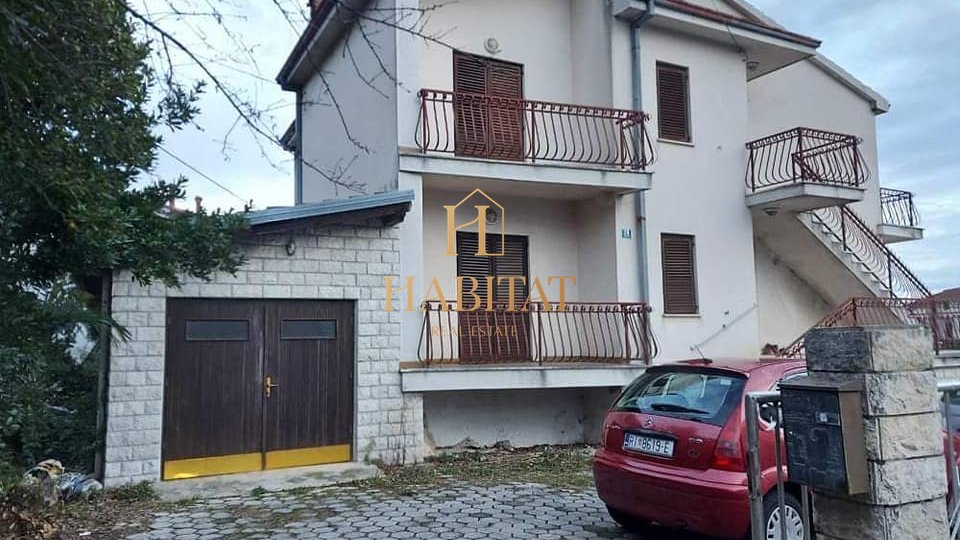 House, 586 m2, For Sale, Rijeka - Martinkovac