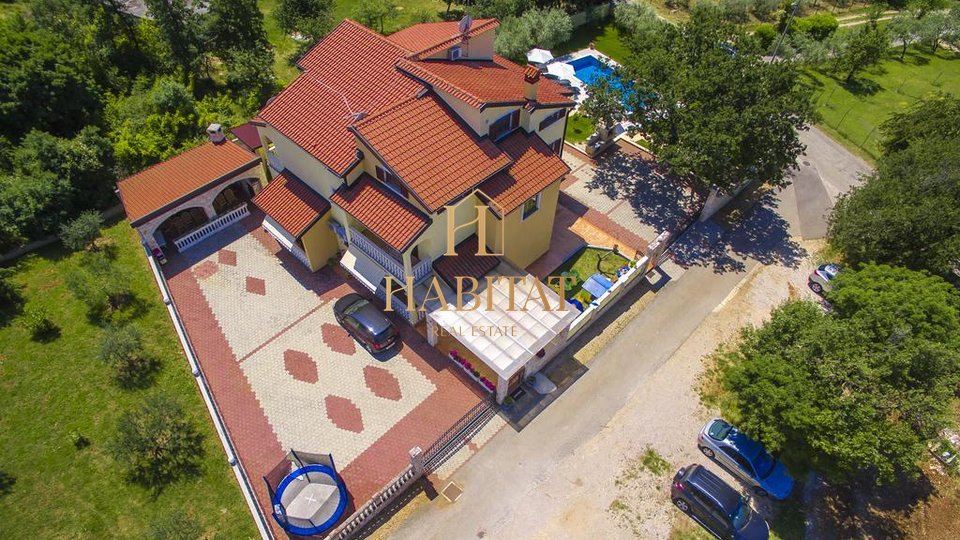House, 550 m2, For Sale, Umag - Murine