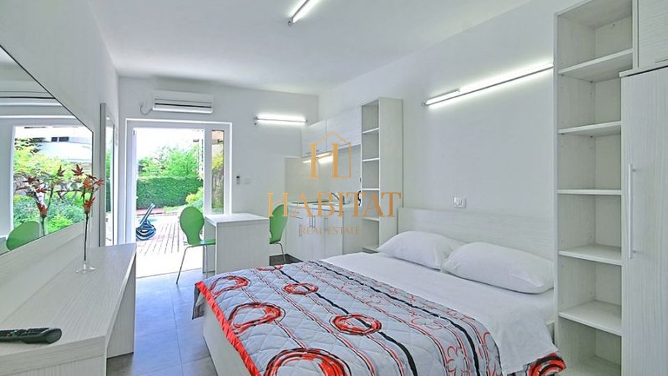House, 700 m2, For Sale, Umag - Monterol