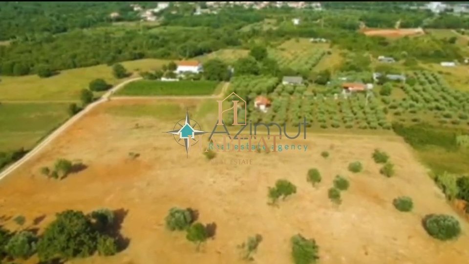 Land, 4573 m2, For Sale, Umag - Monterol