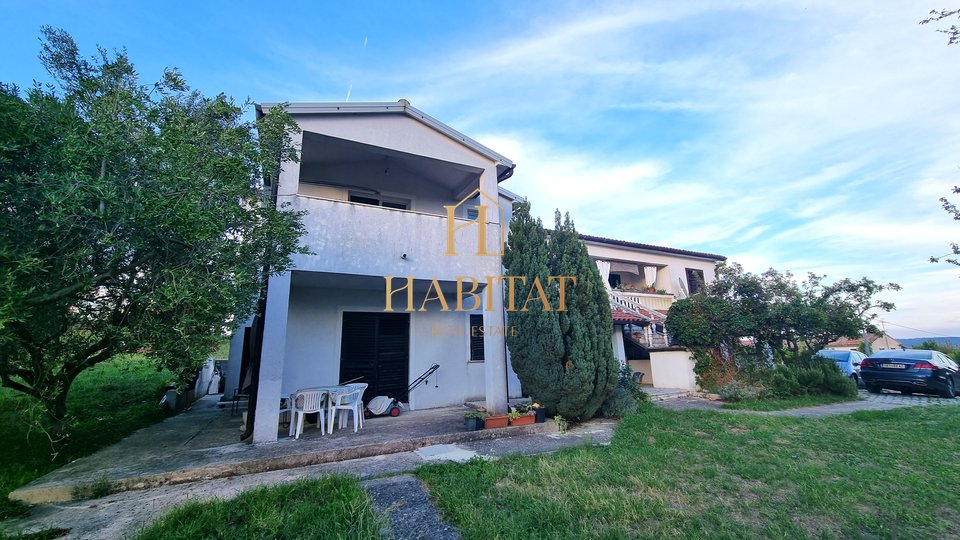 House, 358 m2, For Sale, Kaštelir