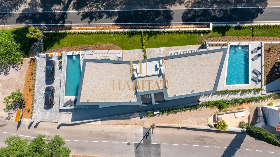 Mošćenička Draga, samostojeća kuća, vila, 200 m2, wellness, bazen, prodaja