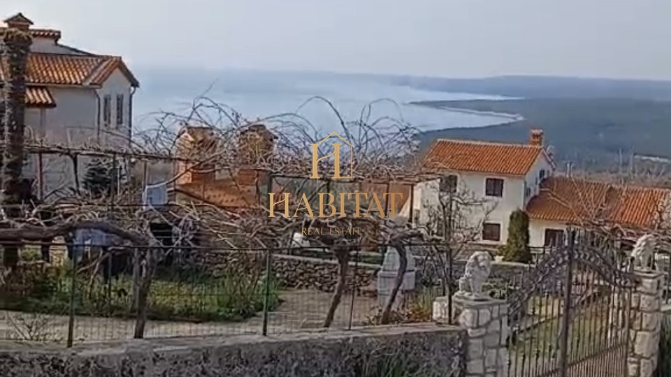 Labin, Skitača, building plot 794m2 with sea view, 2500m from the sea.