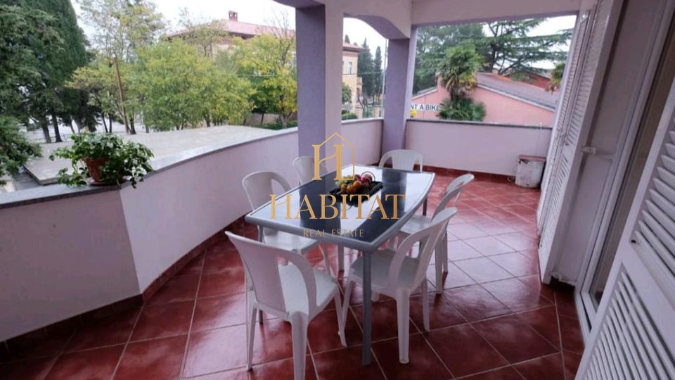 House, 1200 m2, For Sale, Medulin