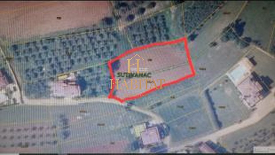 Istra, Sutivanac, 2.210 m2, građevinsko zemljište, prodaja