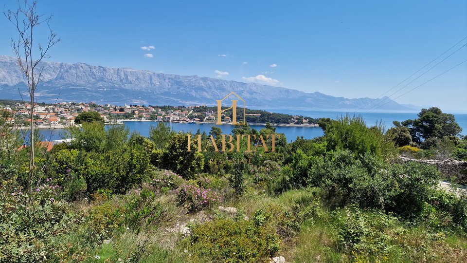 Dalmatien, Sumartin, Baugrundstück 628m2, ganze Infrastruktur, Meerblick, 100m vom Meer entfernt