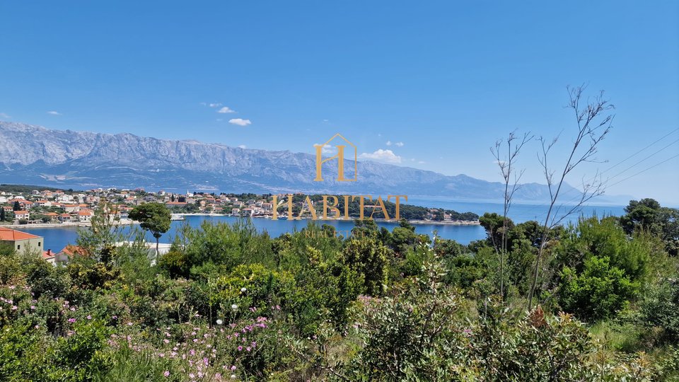 Dalmatien, Sumartin, Baugrundstück 608m2, ganze Infrastruktur, Meerblick, 100m vom Meer entfernt