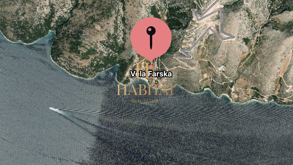 Dalmatien, Brac, Vela Farska, 70m zum Meer, Baugrundstück 897m2 mit Projekt, Baugenehmigung , TOP LAGE !