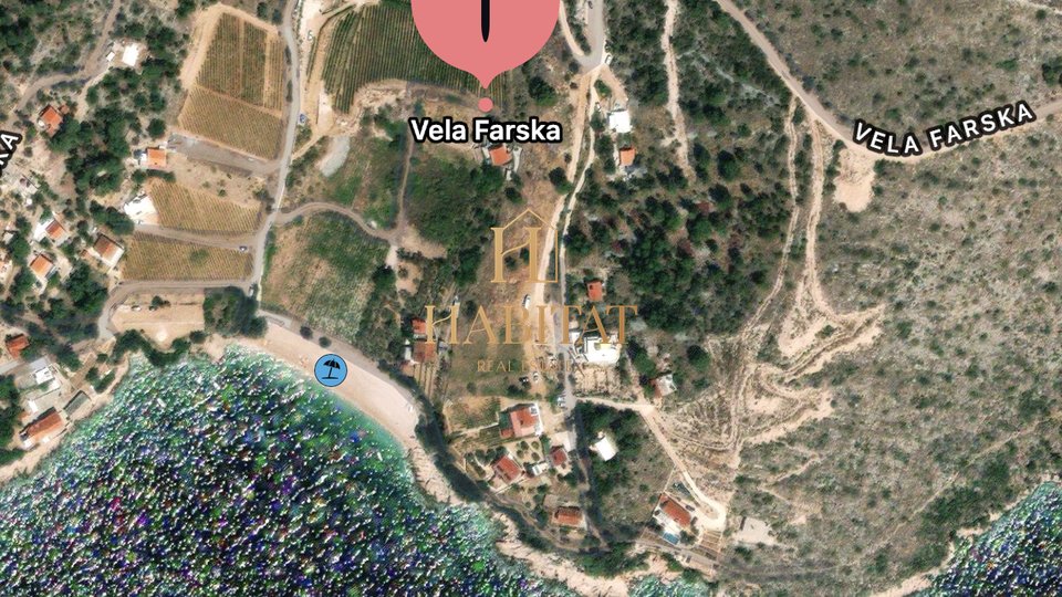 Otok Brac , Vela Farska , 70m do mora , gradjevinska parcela 897m2 sa projektom , gradjevinska dozvola , jedinstvena pozicija