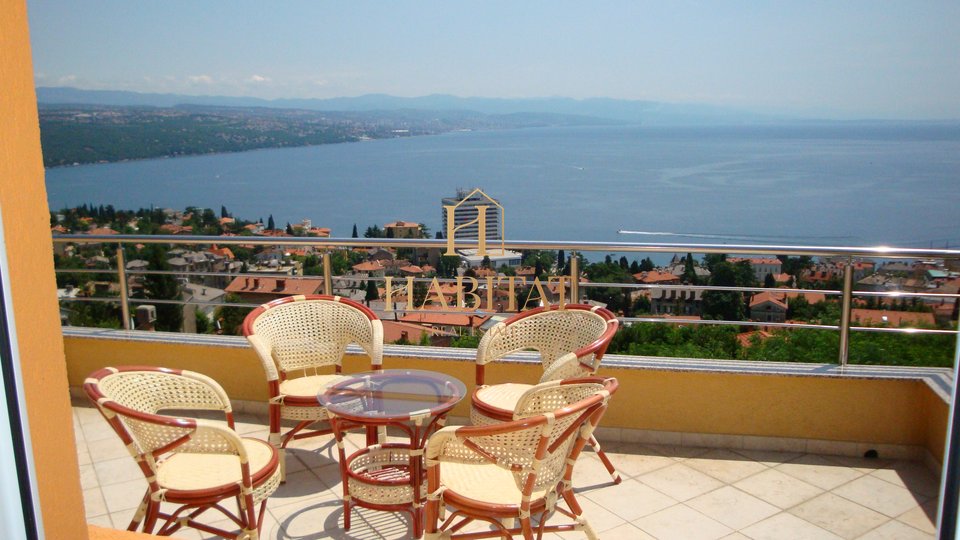 Apartment, 126 m2, For Sale, Opatija