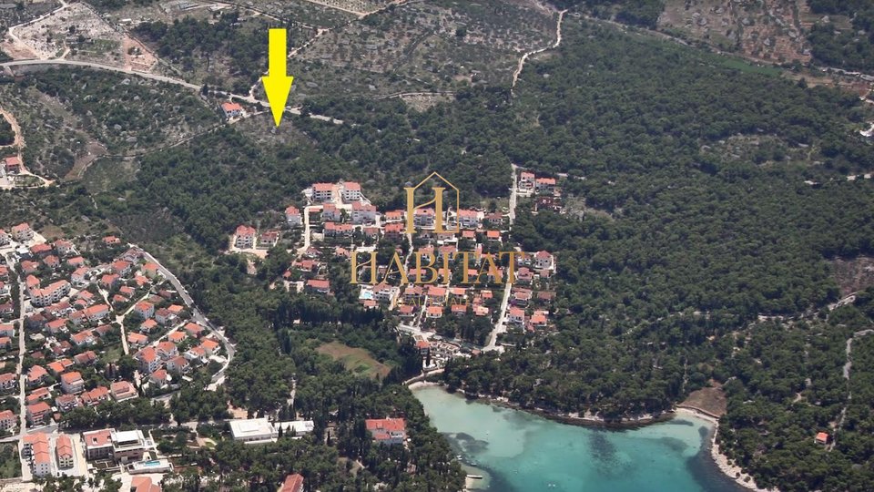 Dalmatia, Island of Brač, Supetar, building plot 3000m2, mixed use, sea view, 350m from the sea