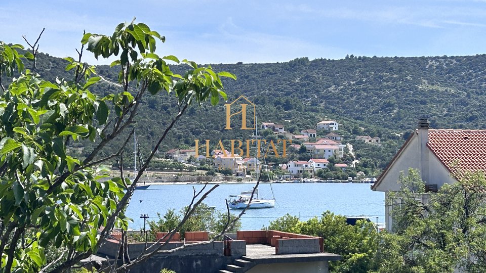 Dalmatia , Split , Vinišćce , участок под застройку , смешанная застройка , темно-желтая зона , вид на море