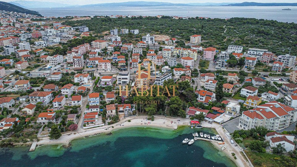 Dalmatia, Okrug Gornji, Penthouse 147m2, panoramic sea view, swimming pool