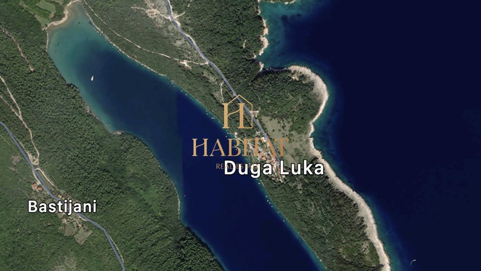 Istrien, Duga Luka, landwirtschaftliche Fläche 759m2, 60m vom Meer entfernt, ruhige Lage