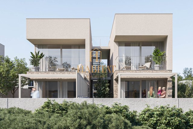 Istra , Karigador , moderan Duplex , 3SS+DB , pogled na more , dvoriste , dva parkinga , krovna terasa
