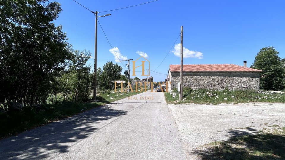 House, 200 m2, For Sale, Lanišće