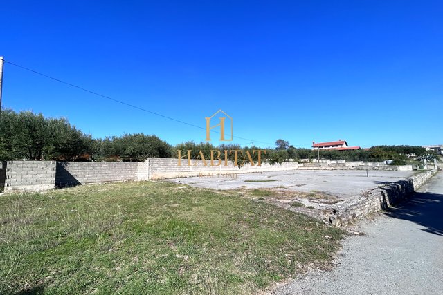 Istria, Kastel, Buje, building plot 603m2