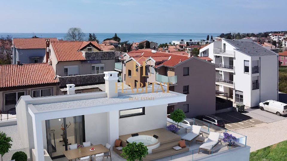 Istra , Zambratija , 2 SS + DB , penthouse 150m2 , 3 parkinga , 300m od mora