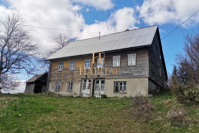 Ravna Gora, kuća 200 m2 sa okućnicom od 1250 m2