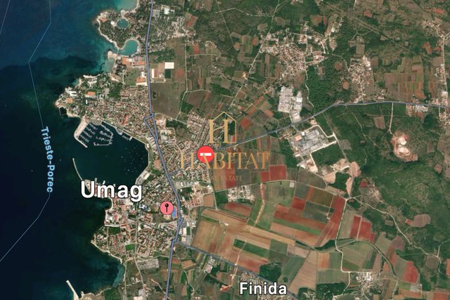 Istra, Umag, gradbeno zemljišče 600m2, vsa infrastruktura