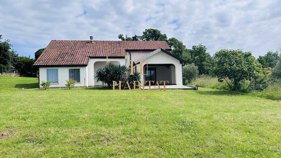 House, 107 m2, For Sale, Buje - Kaštel
