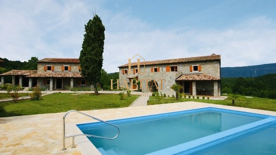 Istra , Krsan surroundings, Villa 400m2, yard 5,000m2, 2 buildings, for tourism, swimming pool