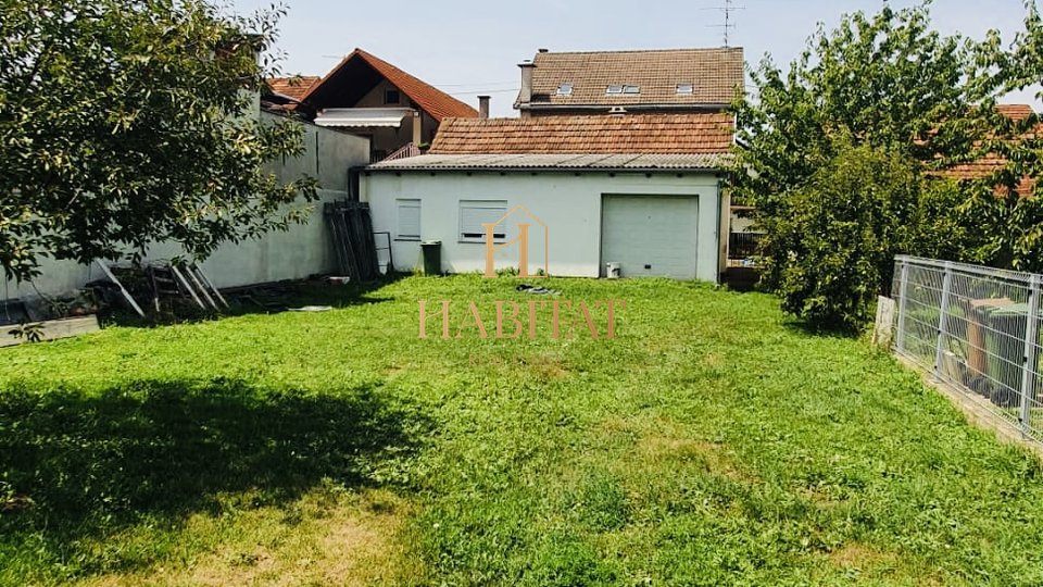 Slavonski Brod, PRILIKA, Haus 410m2, 5 Wohnungen, Garage, möbliert