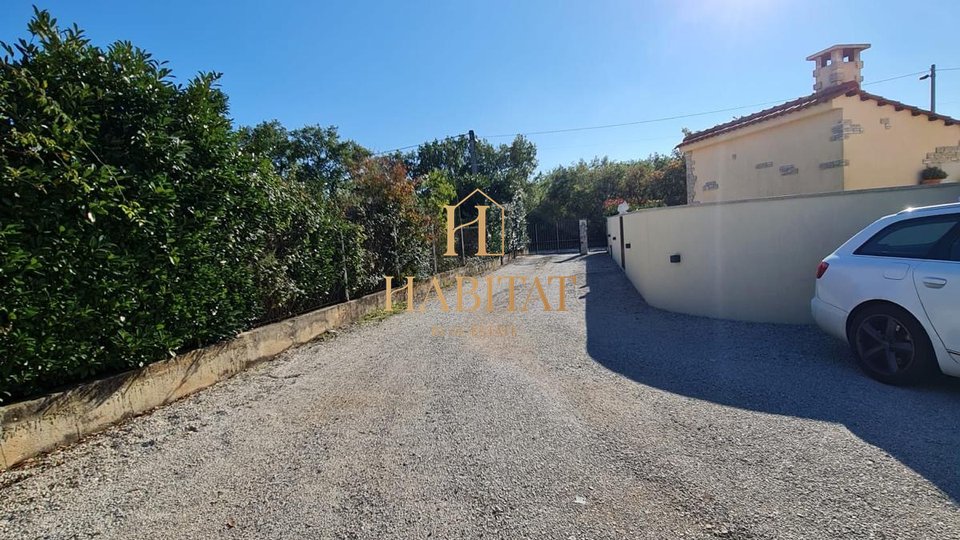 Istria, Marija na Kras, beautiful house 135m2, swimming pool, yard 688