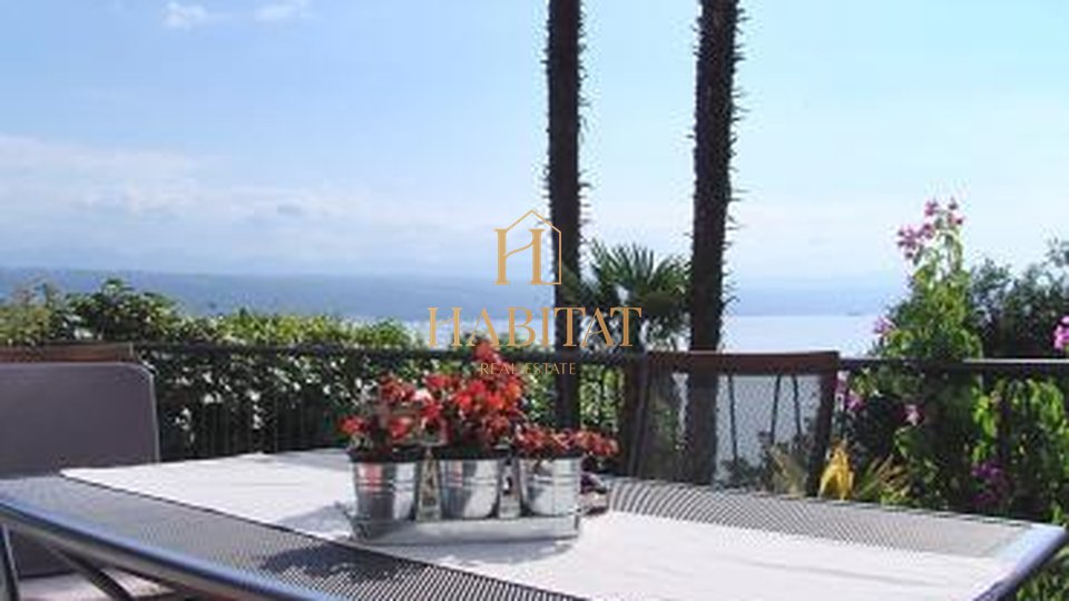 Apartment, 97 m2, For Rent, Opatija