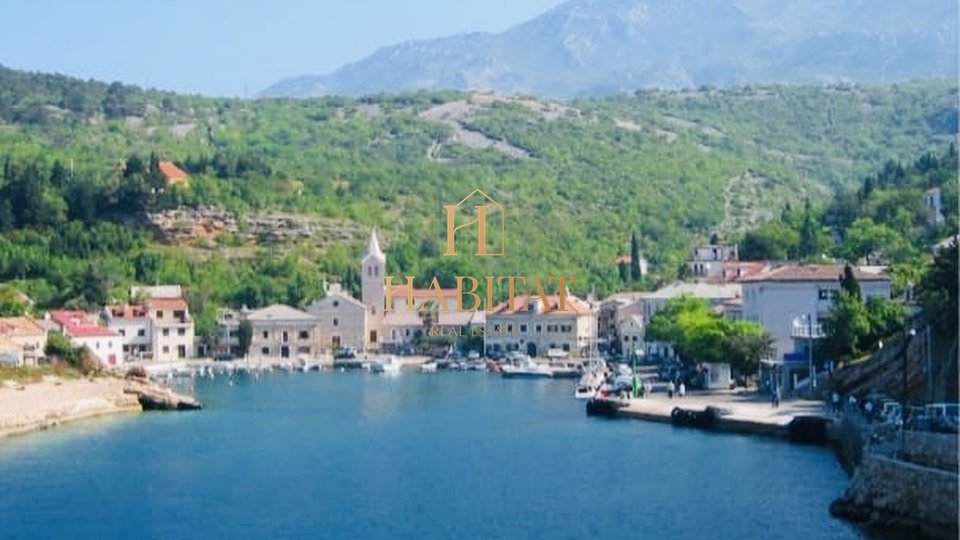 Jablanac, gradbeno zemljišče 439m2, 100m od morja, pogled na morje