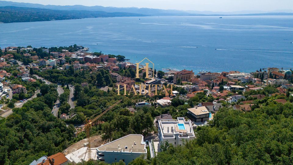 Apartment, 545 m2, For Sale, Opatija