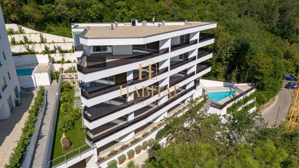 Apartment, 261 m2, For Sale, Opatija