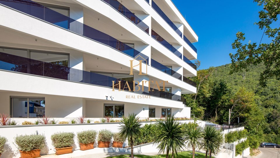 Apartment, 261 m2, For Sale, Opatija