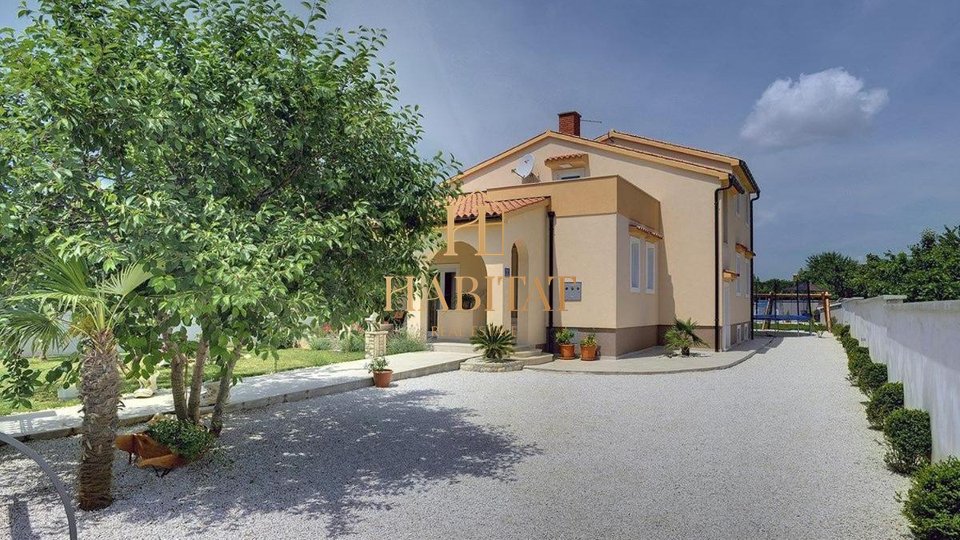 House, 270 m2, For Sale, Medulin