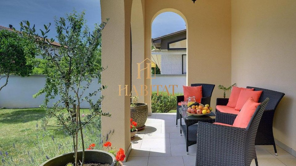 House, 270 m2, For Sale, Medulin