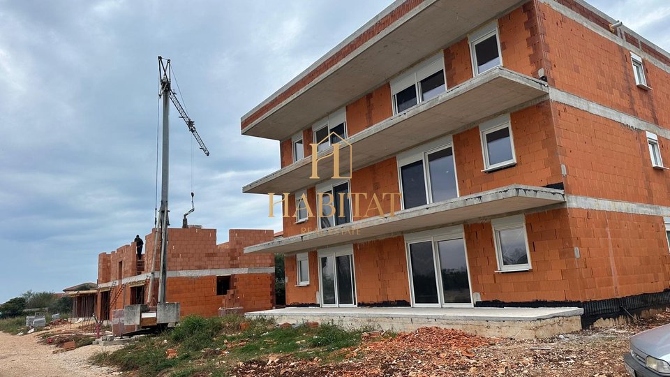 Istra, Umag, Zambratija, stanovanje 69,21 m2, 2 spalnici, 2 kopalnici, 3.500 €/m2