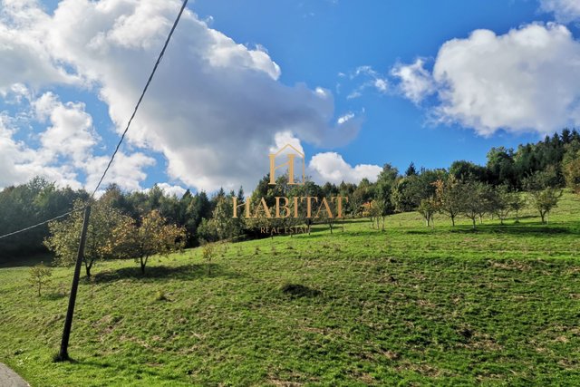 Vrbovsko, Vujnovići građevinsko zemljište, 1307 m2