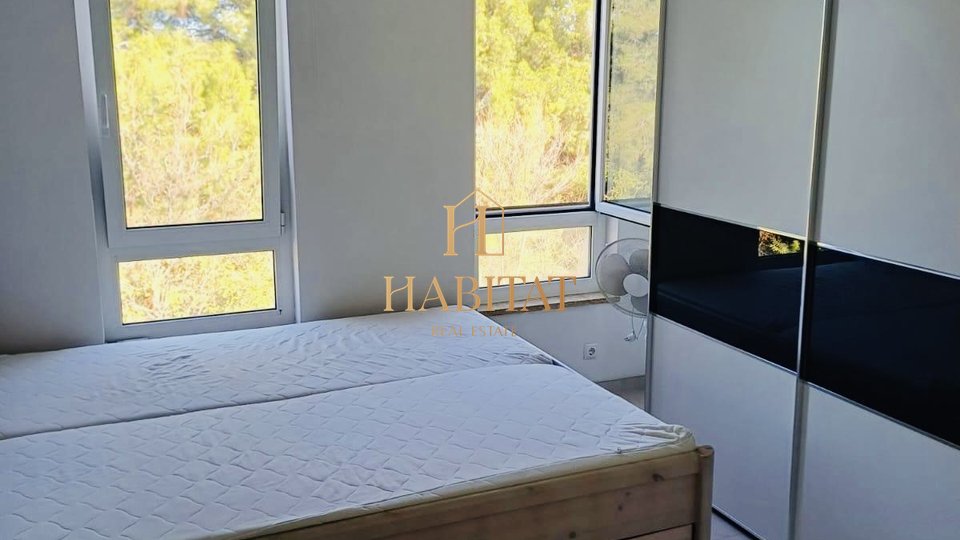 Istria, Kaštel, apartment 67m2, garage 20m2, 2 bedrooms + bathroom