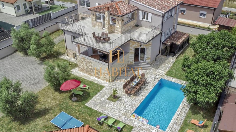 Istrien, Liznjan, Villa 450m2 mit Pool