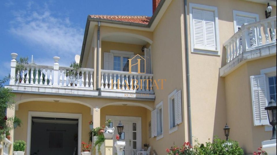 House, 350 m2, For Sale, Selce