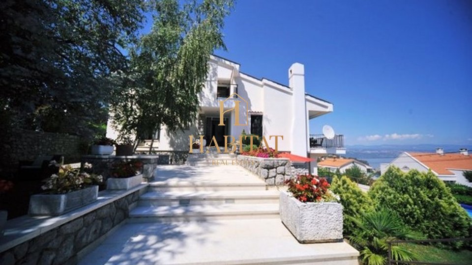 House, 450 m2, For Sale, Opatija - Ičići