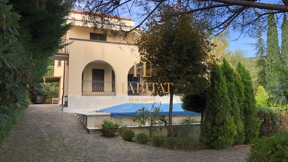 Opatija, Ičići, Villa s bazenom, 350 m2